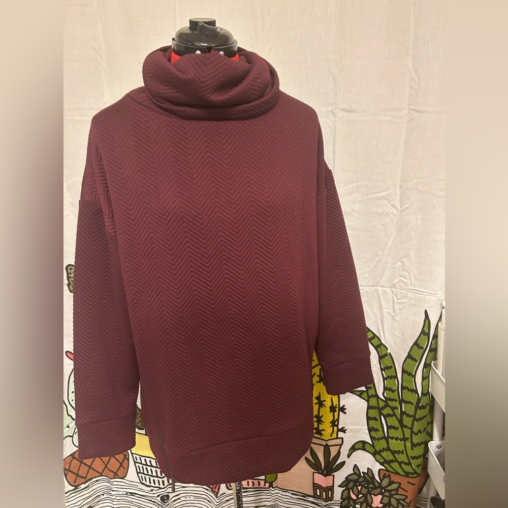 Womans Gap Fit Burgundy funnel/cowl neck Sweater Size Small